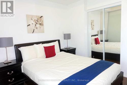 2309 - 55 Bremner Boulevard, Toronto, ON - Indoor Photo Showing Bedroom