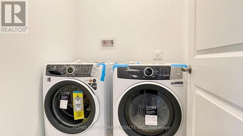 74 Suzuki Street, Barrie, ON - Indoor Photo Showing Laundry Room