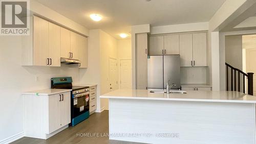 74 Suzuki Street, Barrie, ON - Indoor Photo Showing Kitchen