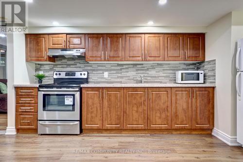 Bsmt - 86 Lady Evelyn Crescent, Brampton, ON - Indoor Photo Showing Kitchen