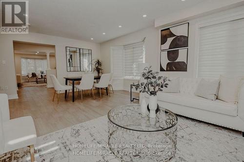 305 Fasken Court, Milton, ON - Indoor Photo Showing Living Room