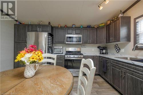 112 Meadowview Lane, Listowel, ON - Indoor Photo Showing Kitchen