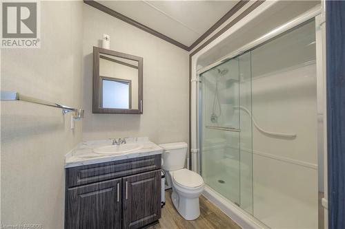 112 Meadowview Lane, Listowel, ON - Indoor Photo Showing Bathroom