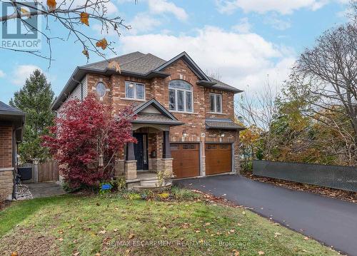 49 Conrad Place, Grimsby, ON - Outdoor With Facade