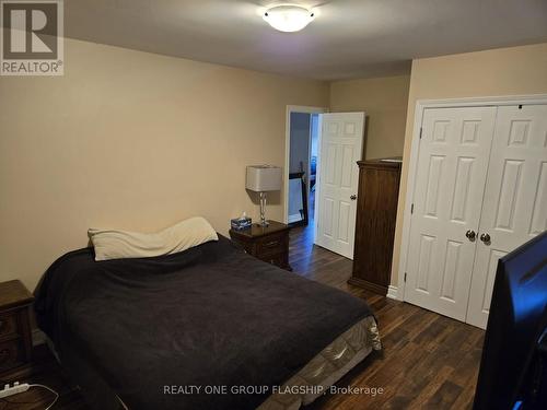 6285 Cadham Street, Niagara Falls, ON - Indoor Photo Showing Bedroom