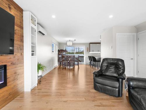 Overall view - 2935 Rue Albert-Lachance, Lévis (Desjardins), QC - Indoor Photo Showing Living Room With Fireplace