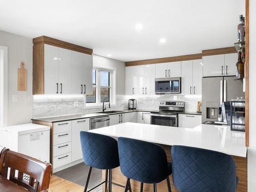 Kitchen - 2935 Rue Albert-Lachance, Lévis (Desjardins), QC - Indoor Photo Showing Kitchen With Upgraded Kitchen