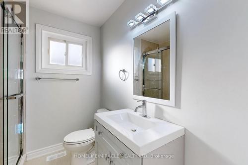 253 Wilson Road N, Oshawa, ON - Indoor Photo Showing Bathroom