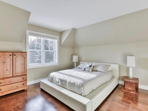 Bedroom - 90 Rue Du Midi, Morin-Heights, QC - Indoor Photo Showing Bedroom