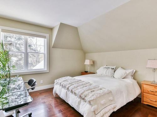 Bedroom - 90 Rue Du Midi, Morin-Heights, QC - Indoor Photo Showing Bedroom