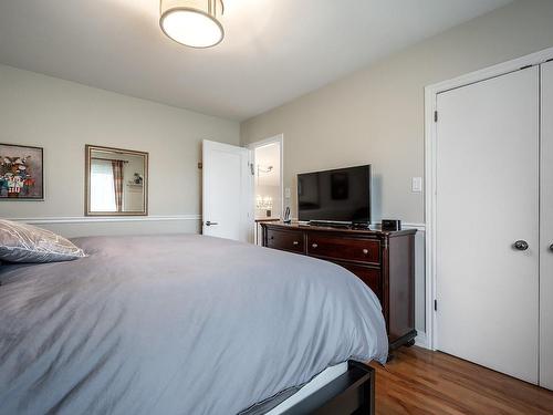 Chambre Ã Â coucher - 5728 Av. Mcmurray, Côte-Saint-Luc, QC - Indoor Photo Showing Bedroom