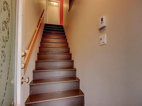 Staircase - 665 Rue Frédéric-Chopin, Montréal (Mercier/Hochelaga-Maisonneuve), QC - Indoor Photo Showing Other Room