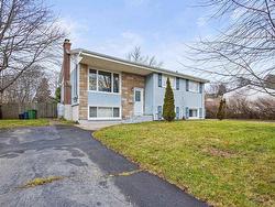 30 Anderson Street  Dartmouth, NS B2W 2V1