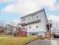 6 Fraser Street  Dartmouth, NS B3A 1L3