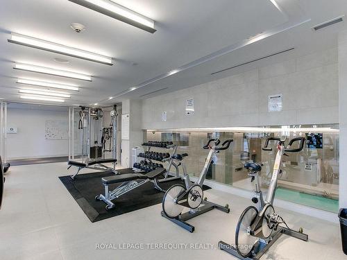 402-170 Avenue Rd, Toronto, ON - Indoor Photo Showing Gym Room