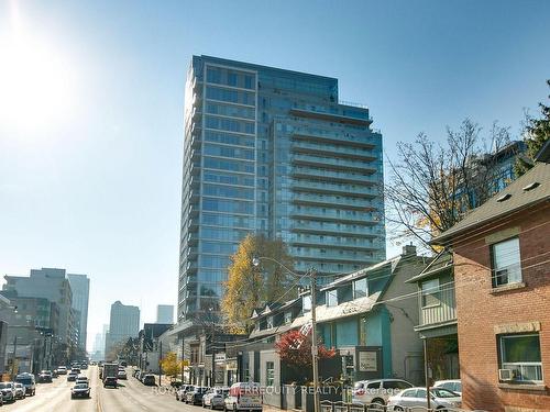 402-170 Avenue Rd, Toronto, ON - Outdoor