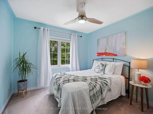 10 Forest Ridge Cres, Halton Hills, ON - Indoor Photo Showing Bedroom