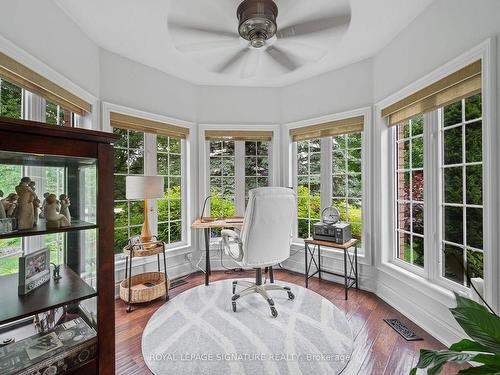 10 Forest Ridge Cres, Halton Hills, ON - Indoor Photo Showing Office