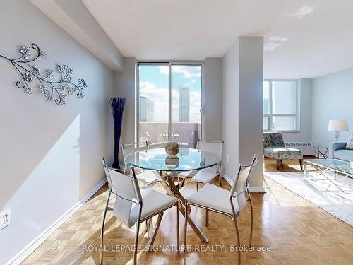 724-60 Southport St, Toronto, ON - Indoor Photo Showing Dining Room