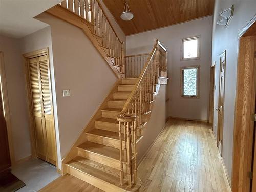 2550 15Th Side Road, Thunder Bay, ON - Indoor Photo Showing Other Room