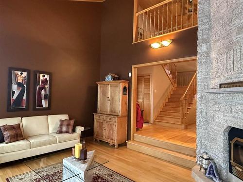 2550 15Th Side Road, Thunder Bay, ON - Indoor With Fireplace