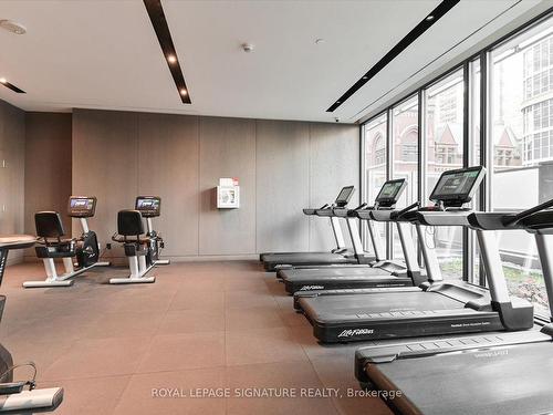 4107-20 Lombard St, Toronto, ON - Indoor Photo Showing Gym Room