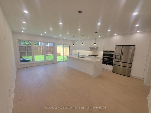 1240B Bayview St, Pickering, ON - Indoor Photo Showing Kitchen