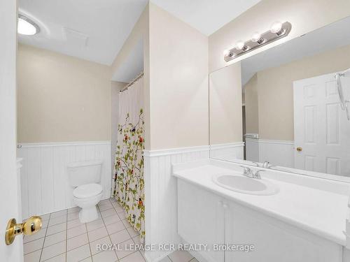 86 Wood Circ, Caledon, ON - Indoor Photo Showing Bathroom