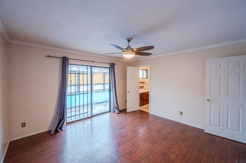 6576 Lakeside Drive, Oliver, BC - Indoor Photo Showing Other Room