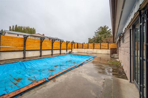 6576 Lakeside Drive, Oliver, BC -  With In Ground Pool