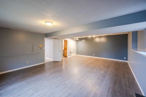 6576 Lakeside Drive, Oliver, BC - Indoor Photo Showing Other Room