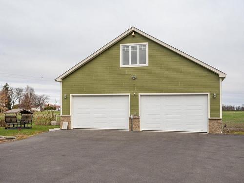 Garage - 167 Rue Notre-Dame, Saint-Armand, QC - Outdoor