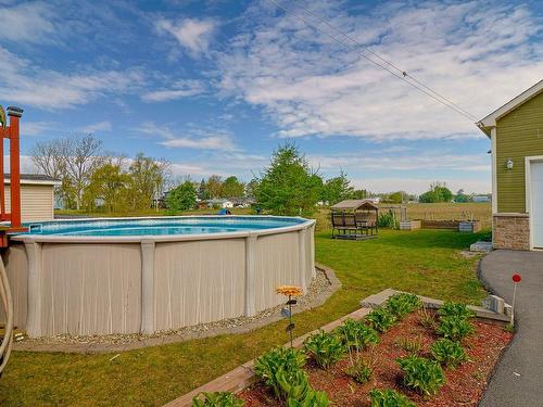 Pool - 167 Rue Notre-Dame, Saint-Armand, QC - Outdoor With Above Ground Pool With View