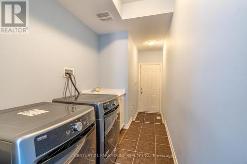 13 Kempsford Crescent, Brampton, ON - Indoor Photo Showing Laundry Room