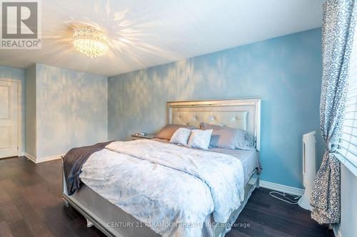 13 Kempsford Crescent, Brampton, ON - Indoor Photo Showing Bedroom