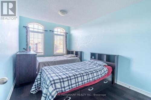 13 Kempsford Crescent, Brampton, ON - Indoor Photo Showing Bedroom