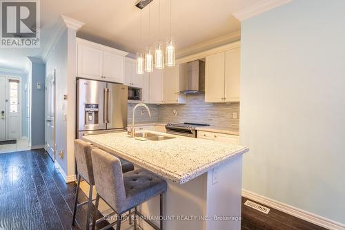 13 Kempsford Crescent, Brampton, ON - Indoor Photo Showing Kitchen With Double Sink With Upgraded Kitchen