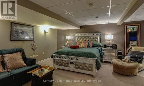 7835 Rysdale Street, Niagara Falls (213 - Ascot), ON - Indoor Photo Showing Bedroom