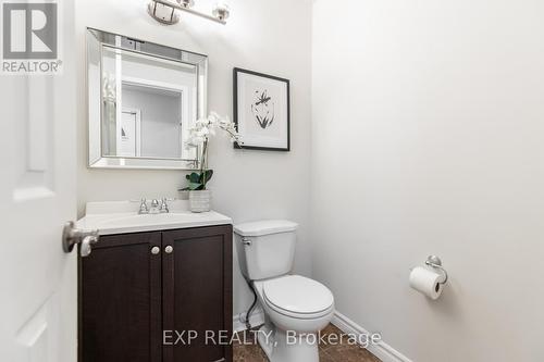 41 - 2825 Gananoque Drive, Mississauga, ON - Indoor Photo Showing Bathroom