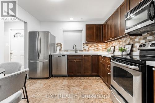 41 - 2825 Gananoque Drive, Mississauga, ON - Indoor Photo Showing Kitchen With Stainless Steel Kitchen With Upgraded Kitchen