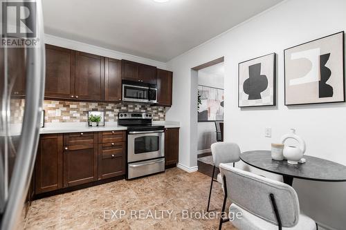 41 - 2825 Gananoque Drive, Mississauga, ON - Indoor Photo Showing Kitchen With Stainless Steel Kitchen