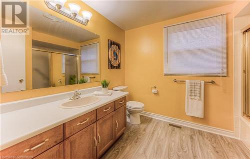 Family upper level 4 pc bathroom - 6 Fran Ellen Crescent, Kitchener, ON - Indoor Photo Showing Bathroom