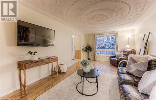 6 Fran Ellen Crescent, Kitchener, ON - Indoor Photo Showing Living Room