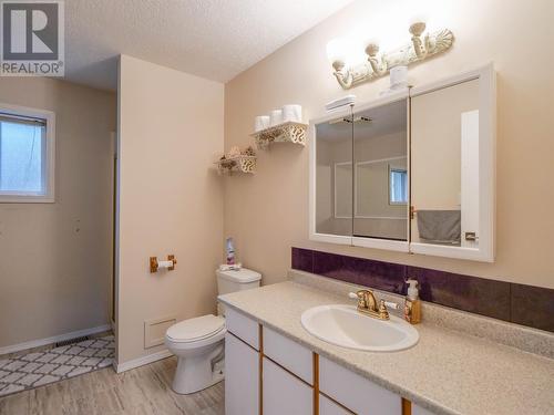 2927 Belcarra Road, Quesnel, BC - Indoor Photo Showing Bathroom