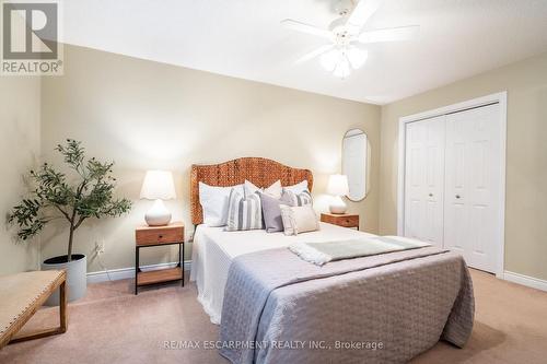 35 - 10 Wentworth Drive, Grimsby, ON - Indoor Photo Showing Bedroom