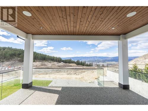 718 Carnoustie Drive, Kelowna, BC 