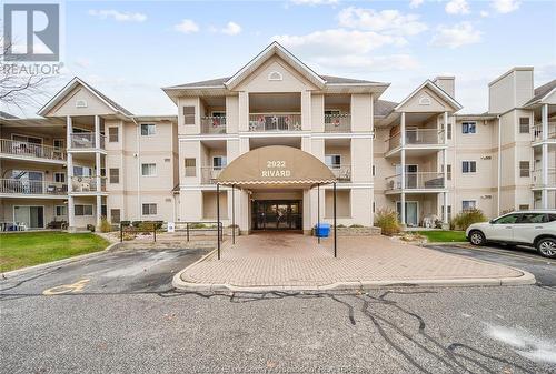 2922 Rivard Avenue Unit# 217, Windsor, ON - Outdoor With Balcony With Facade