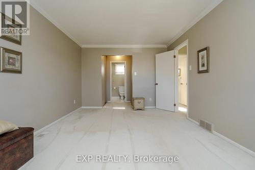 6342 Viseneau Drive, Ottawa, ON - Indoor Photo Showing Other Room