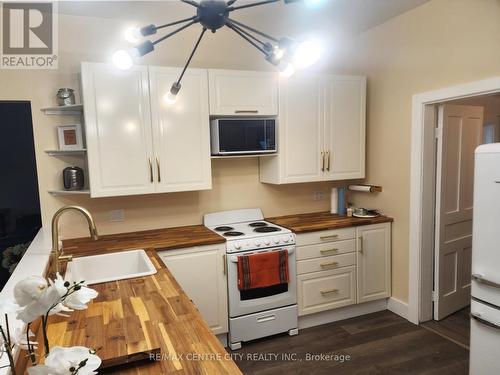 303 Ridout Street N, West Elgin (Rodney), ON - Indoor Photo Showing Kitchen