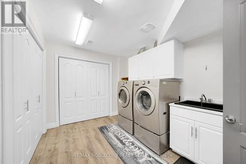 31 - 18 Upper Highland, New Tecumseth, ON - Indoor Photo Showing Laundry Room